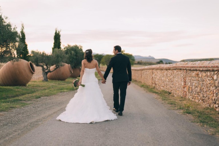 novios caminando