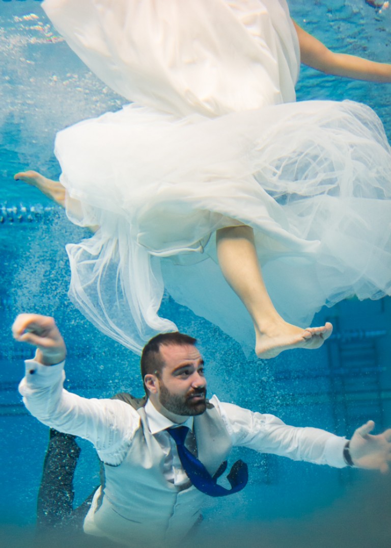 reportaje de fotos subacuática de novios