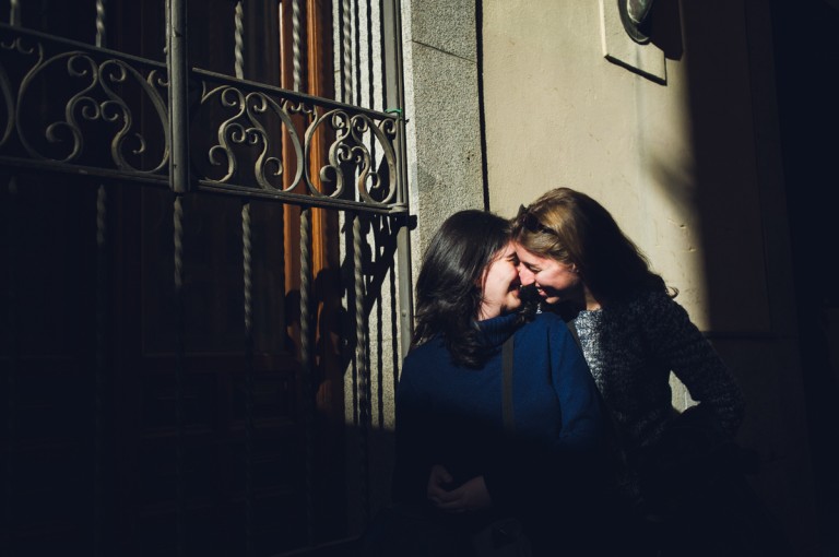novias a través de la luz